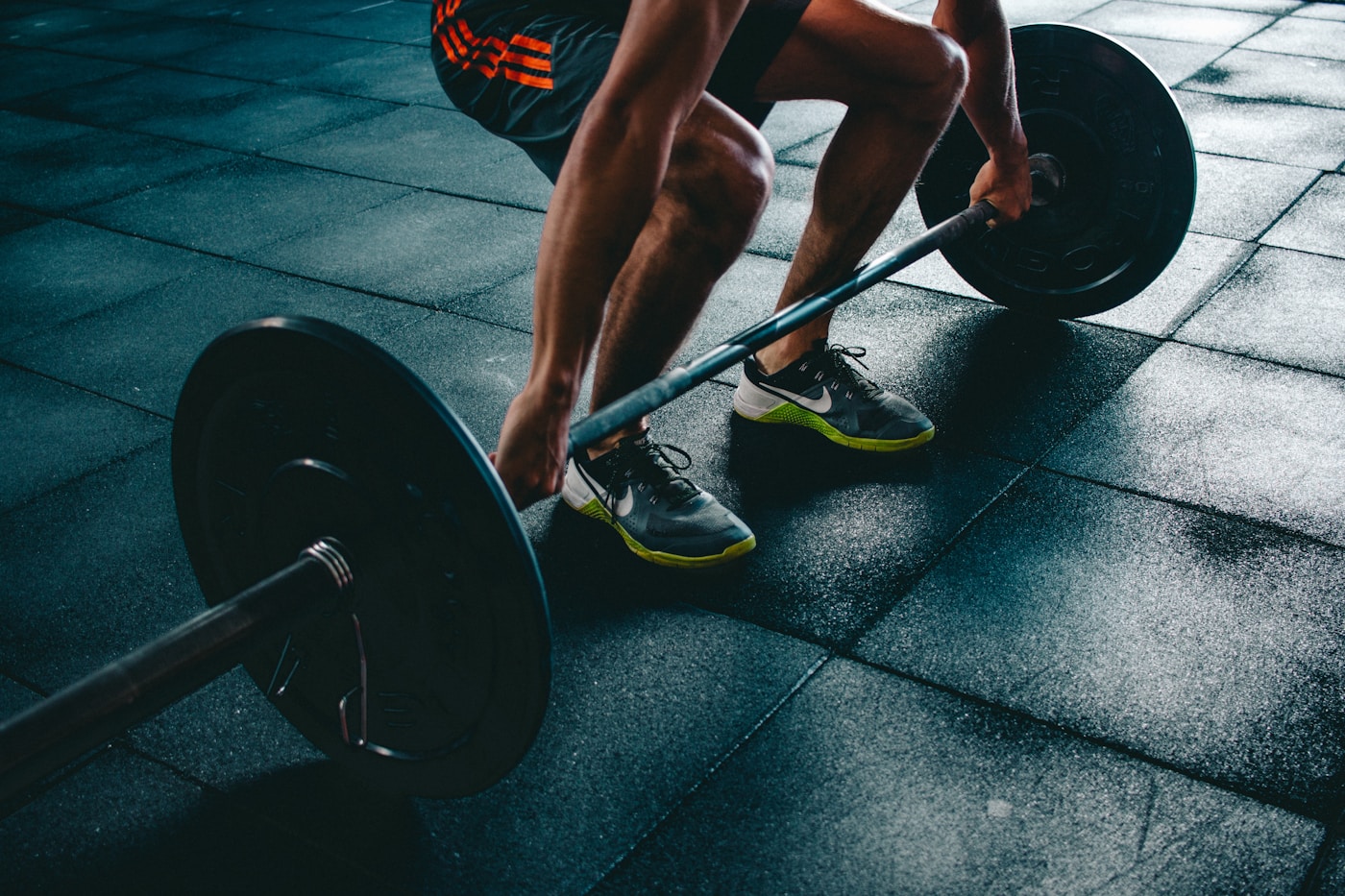 Five Pieces of Home Equipment for a Small-Space Fat-Loss Routine